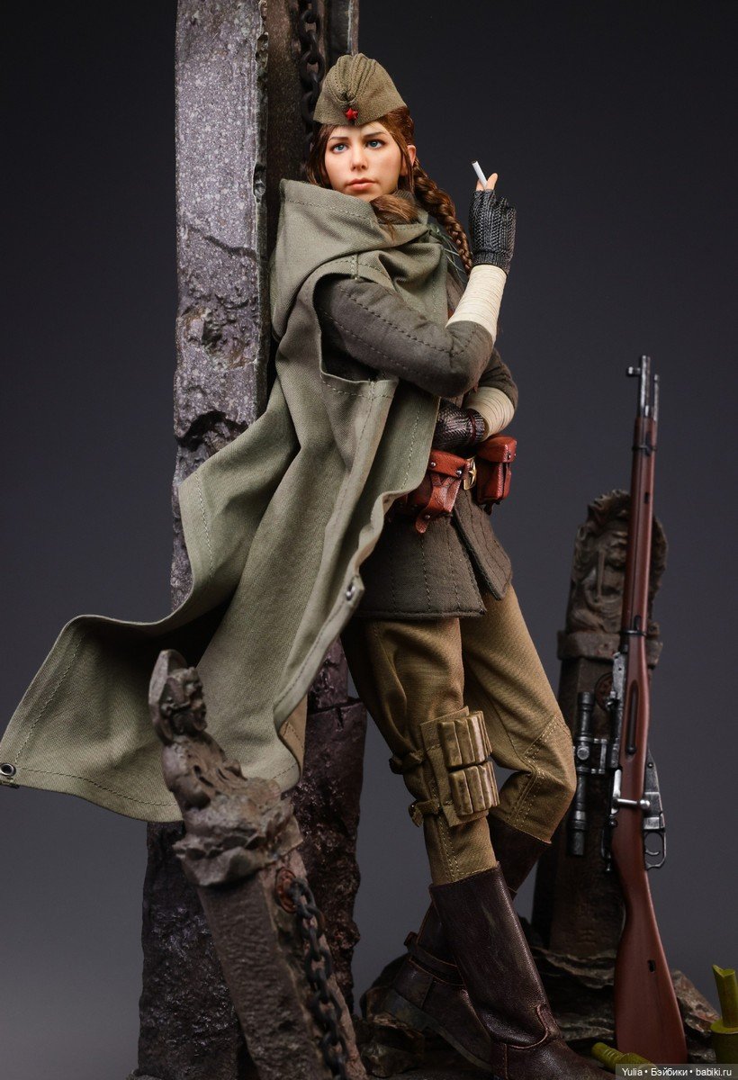 OPAPA TOYS - фигурки Полина Соловей и Михал Партизан (фото 6)