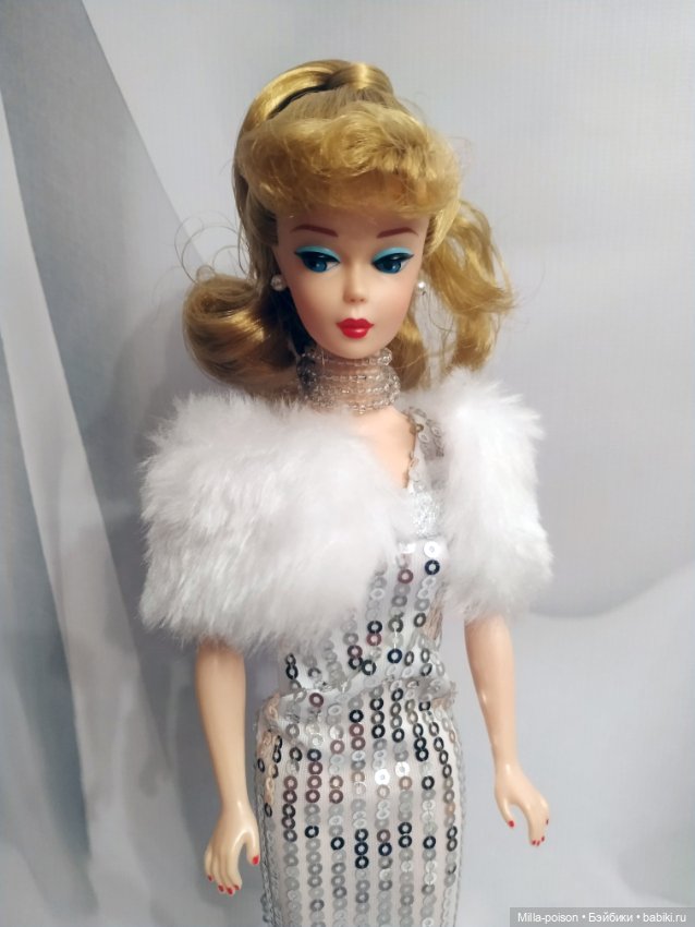 Несколько образов для Деллы Стрит