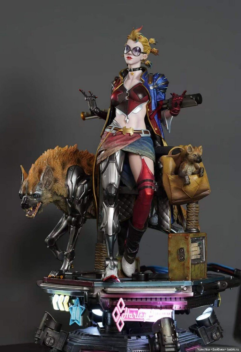 Prime 1 Studio - статуя Харли Квинн (фото 6)