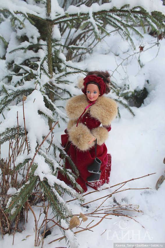 Зимняя прогулка Викторианской леди