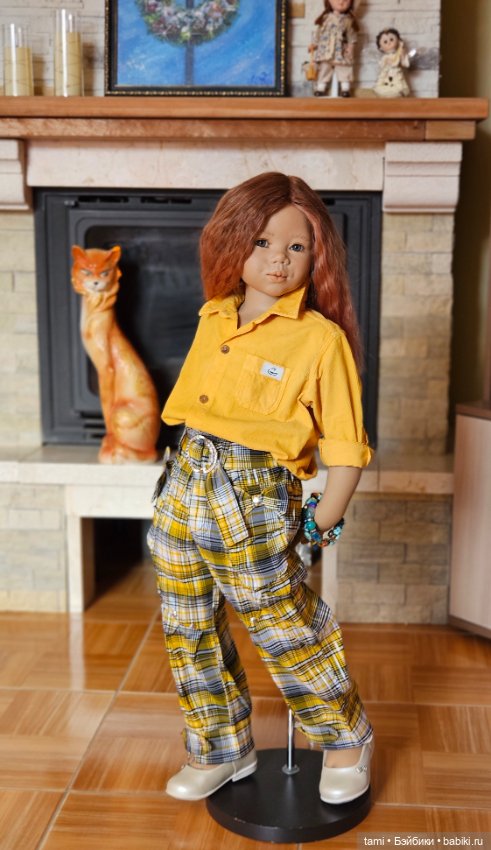 Девчонка рыжая, как маленькое солнце