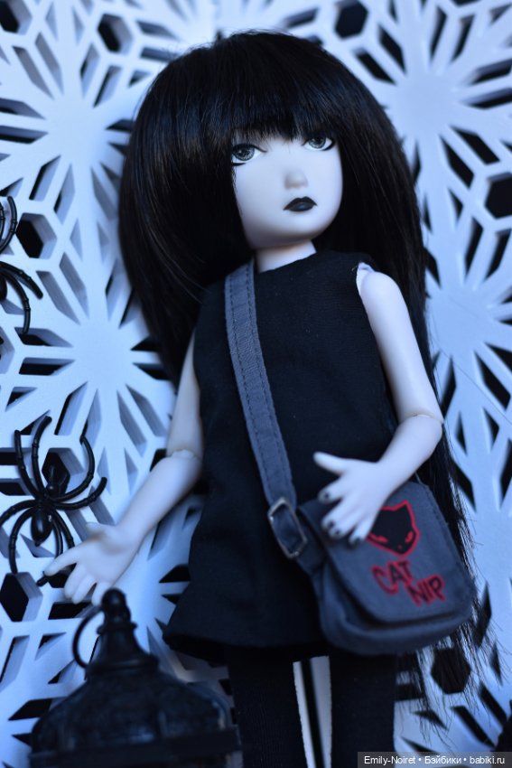 Странная Эмили — Куклы Ashton Drake (Эштон Дрейк): реалистичные малыши (фото 4)