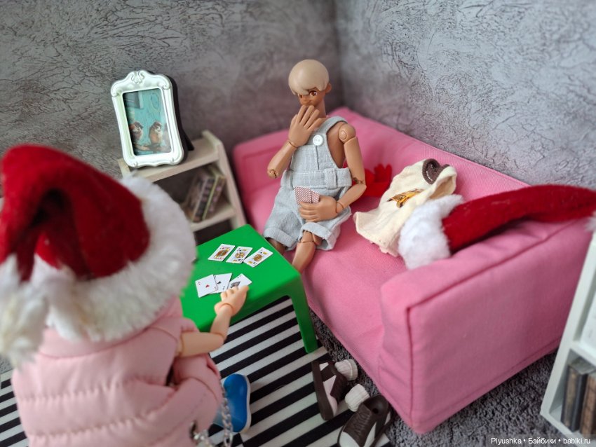 Постконкурс. Игра в карты на раздевание) (фото 2)