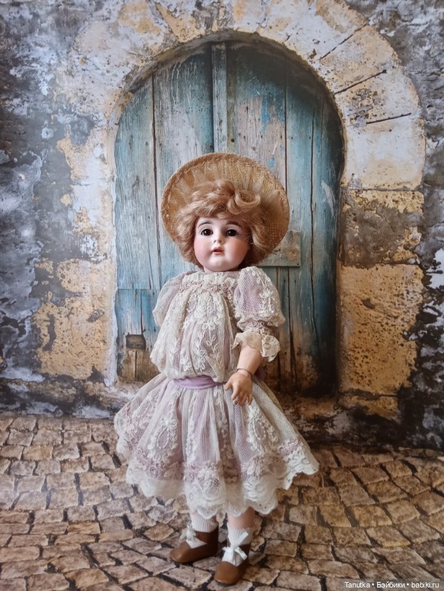 50 платьев или 12 лет с антикварными куклами (фото 5)