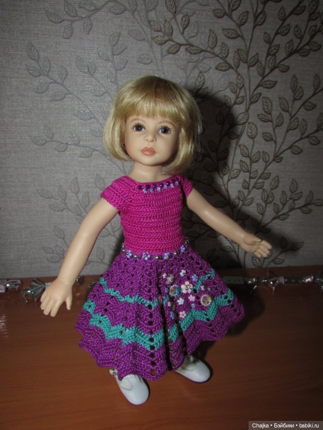 Авторское вязаное платье на кукол Хейди Плюсчок 26 см - Heidi Plusczok 26 см (фото 9)