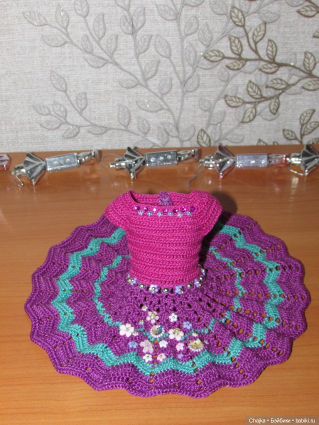 Авторское вязаное платье на кукол Хейди Плюсчок 26 см - Heidi Plusczok 26 см