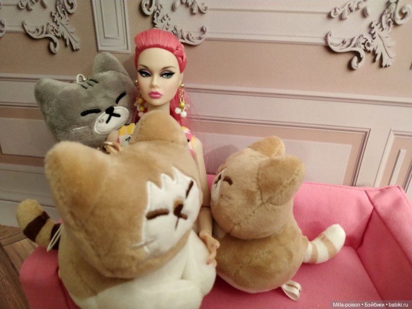 Доверься кошкам — Кукольные фотоистории и сериалы: комиксы