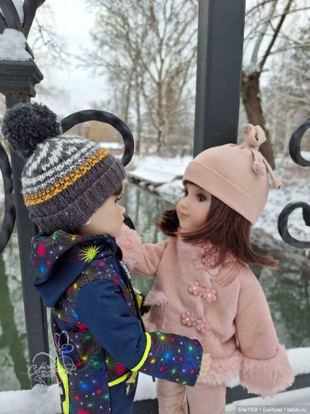 Знакомство — Куклы Ruby Red (Руби Ред) Fashion Friends: Siblies (фото 2)