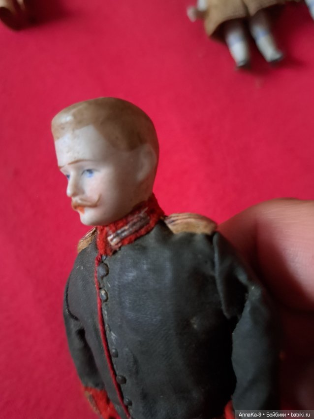 Мужчины "усачи" для кукольного домика