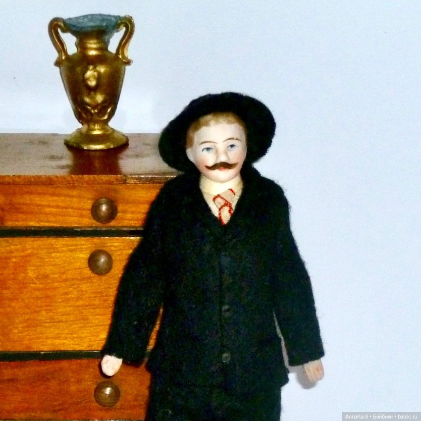 Мужчины "усачи" для кукольного домика