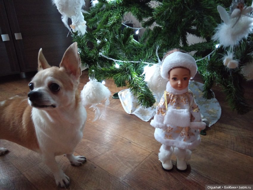 Фотографии у елки — Куклы Max & Jessi (Любимая подружка): виниловые (фото 4)