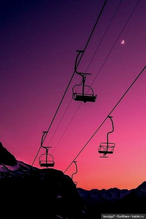 Зимние оттенки в графике и одежде для зимнего спорта