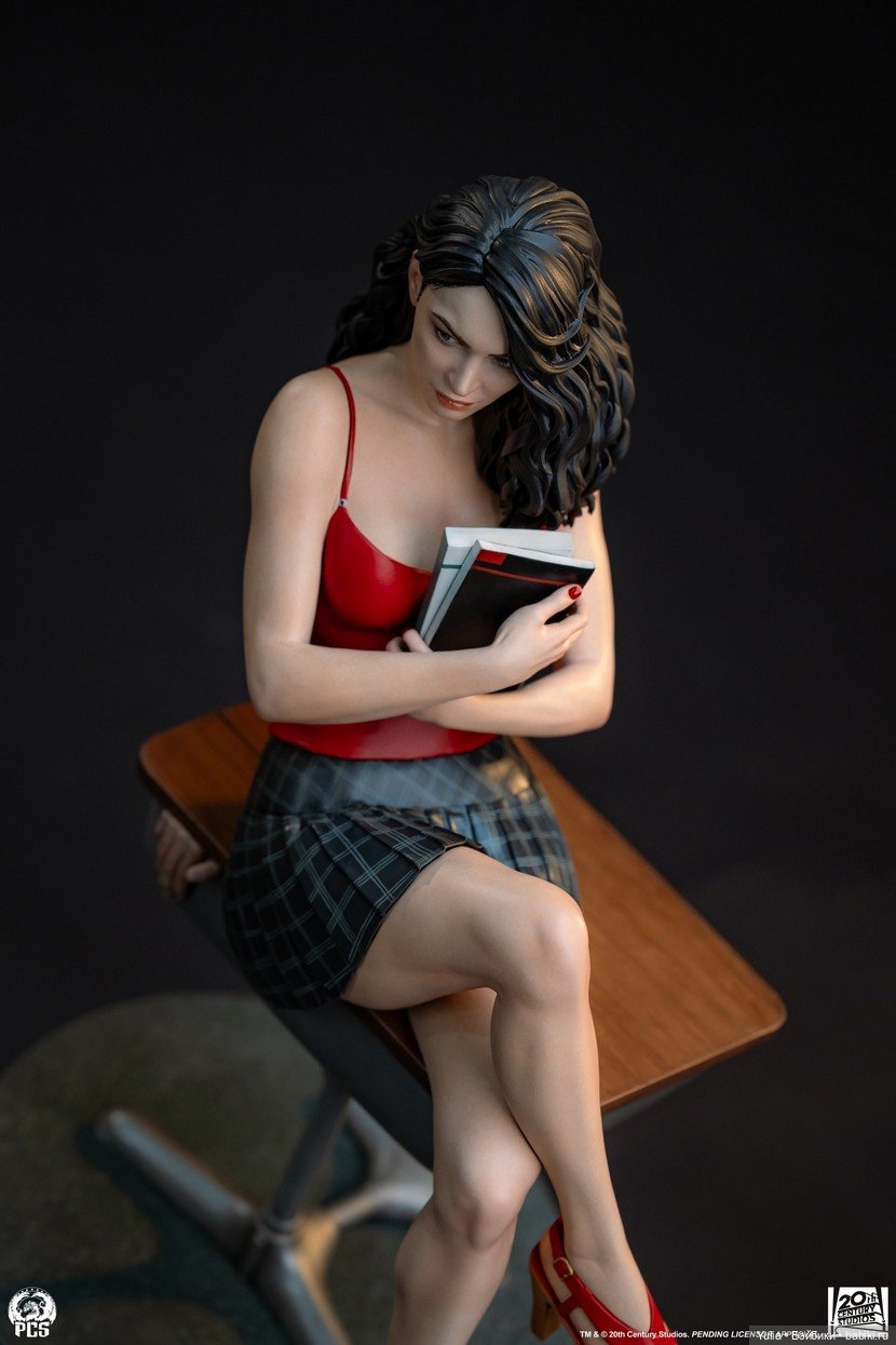 Premium Collectibles Studio - статуя Дженнифер / Меган Фокс (фото 3)