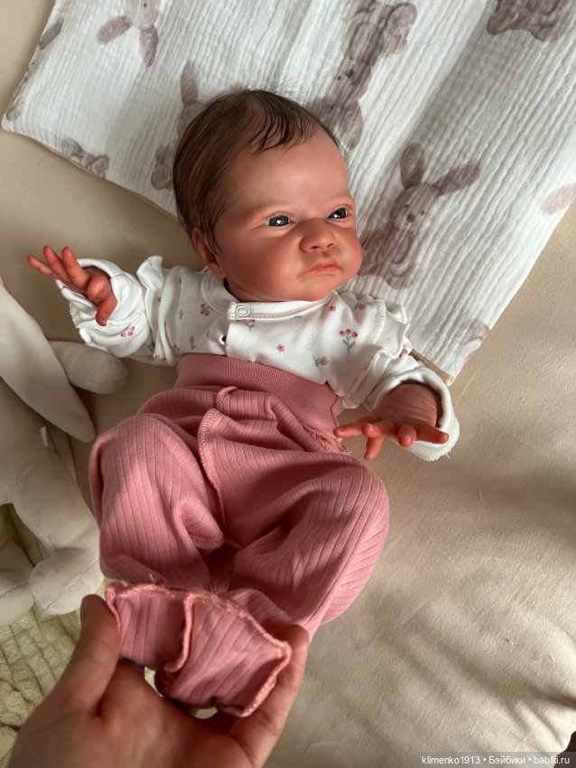 Малышка Gracie Mae open eyes
