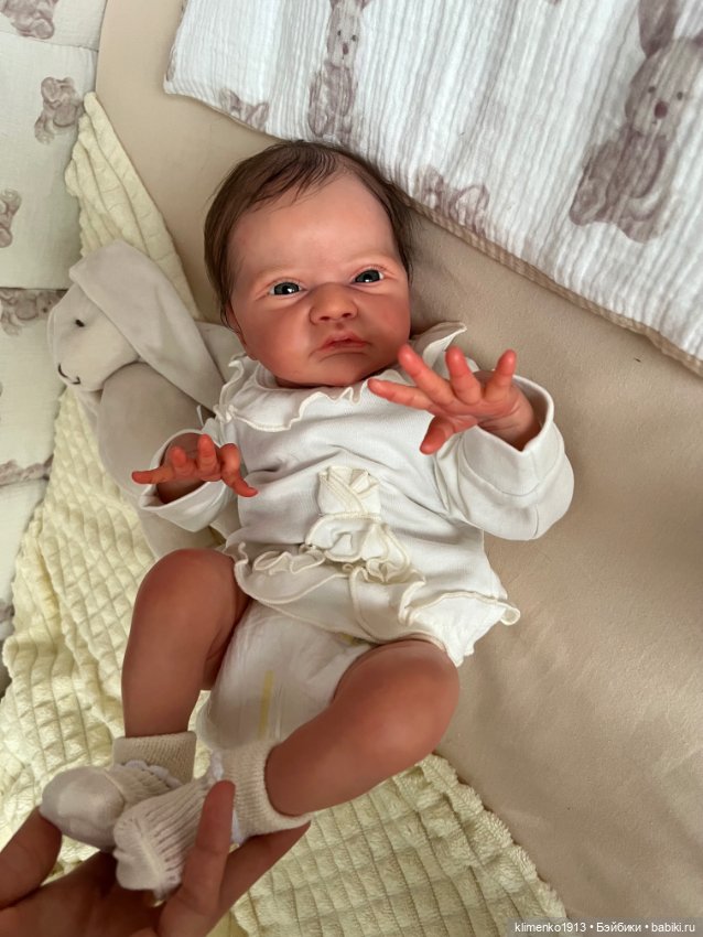 Малышка Gracie Mae open eyes