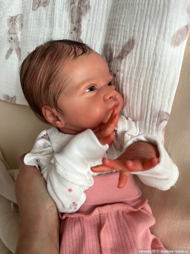Малышка Gracie Mae open eyes