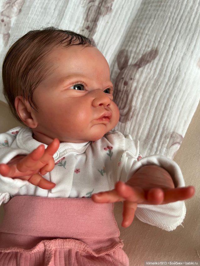 Малышка Gracie Mae open eyes
