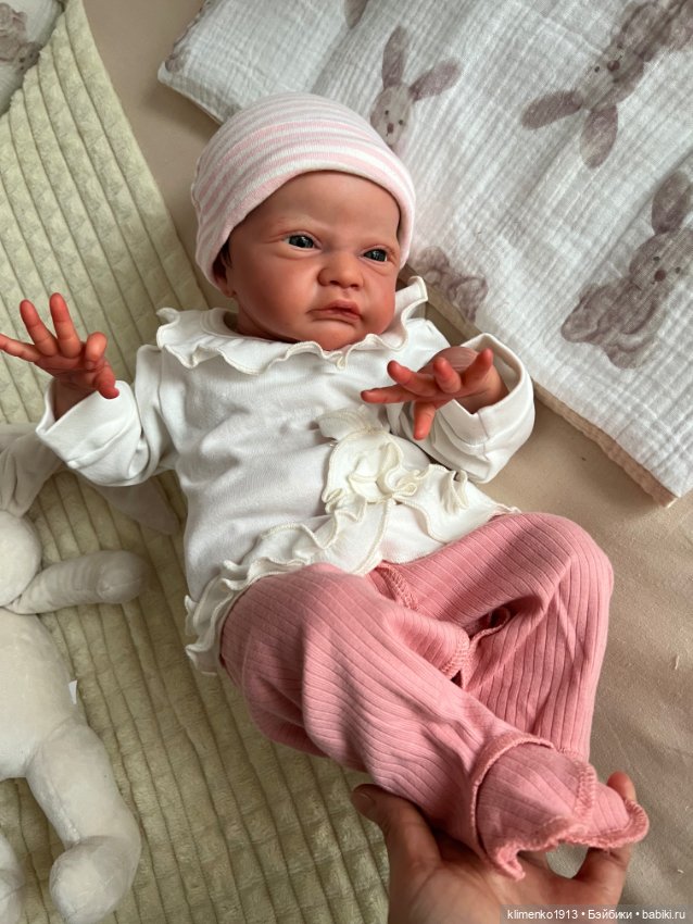 Малышка Gracie Mae open eyes