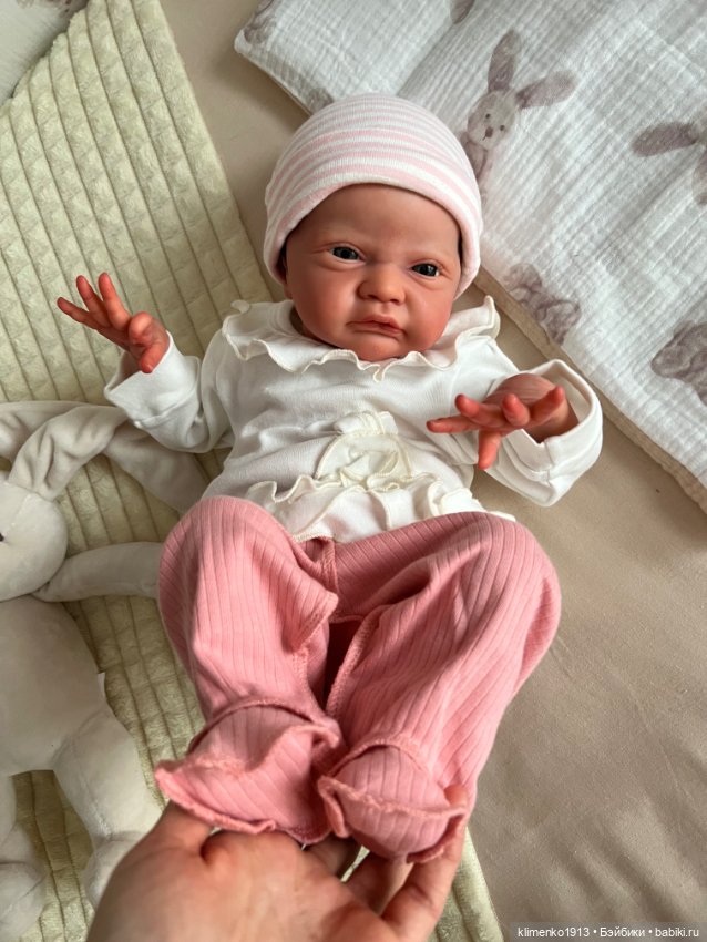Малышка Gracie Mae open eyes