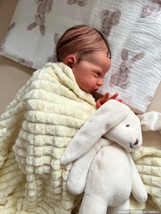 Малышка Gracie Mae open eyes