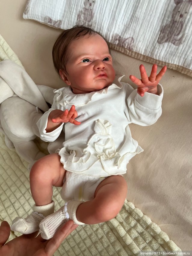 Малышка Gracie Mae open eyes