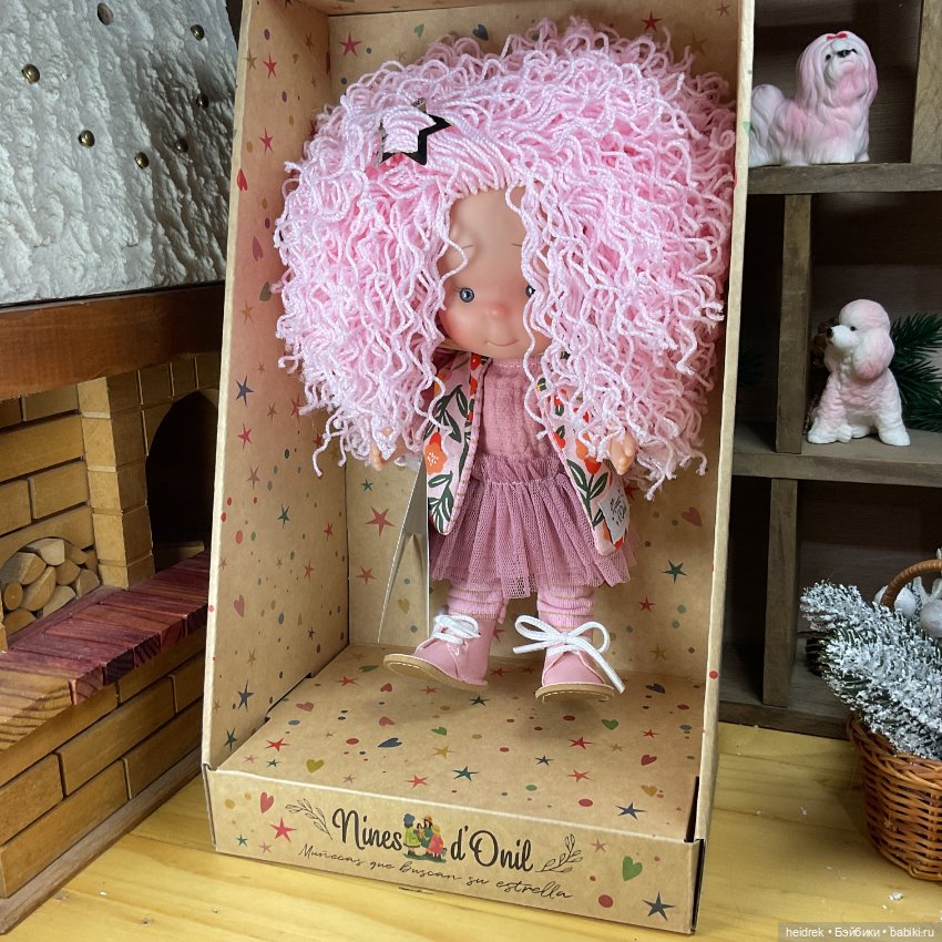 Кукла Little Pippa 23: Маленькая Пиппа с розовыми шерстяными волосами