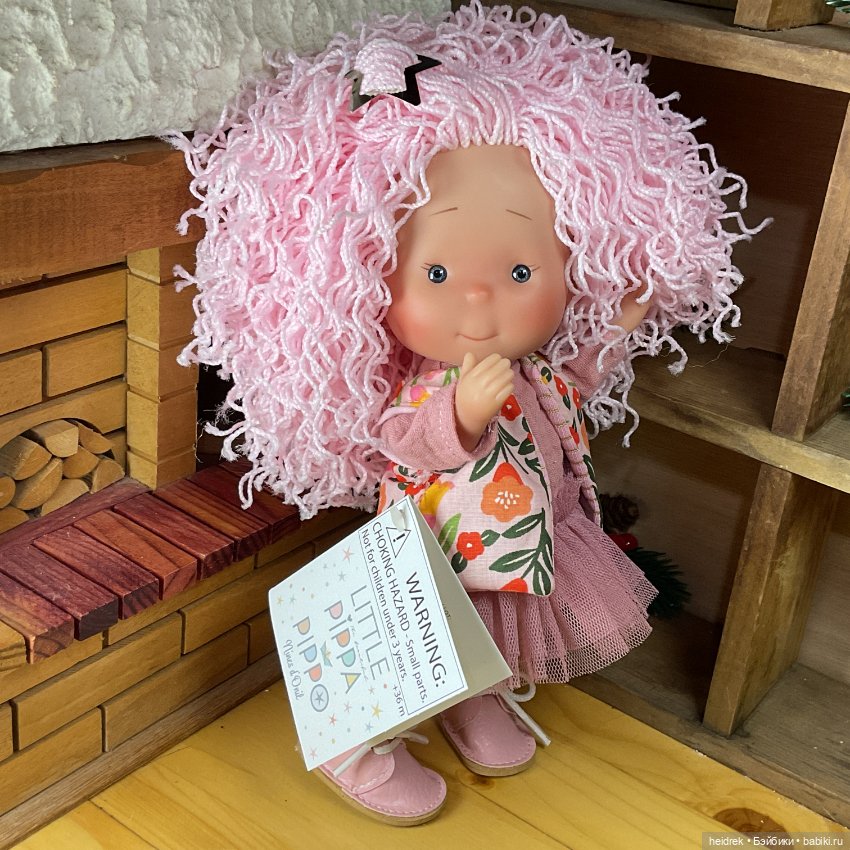 Кукла Little Pippa 23: Маленькая Пиппа с розовыми шерстяными волосами (фото 6)