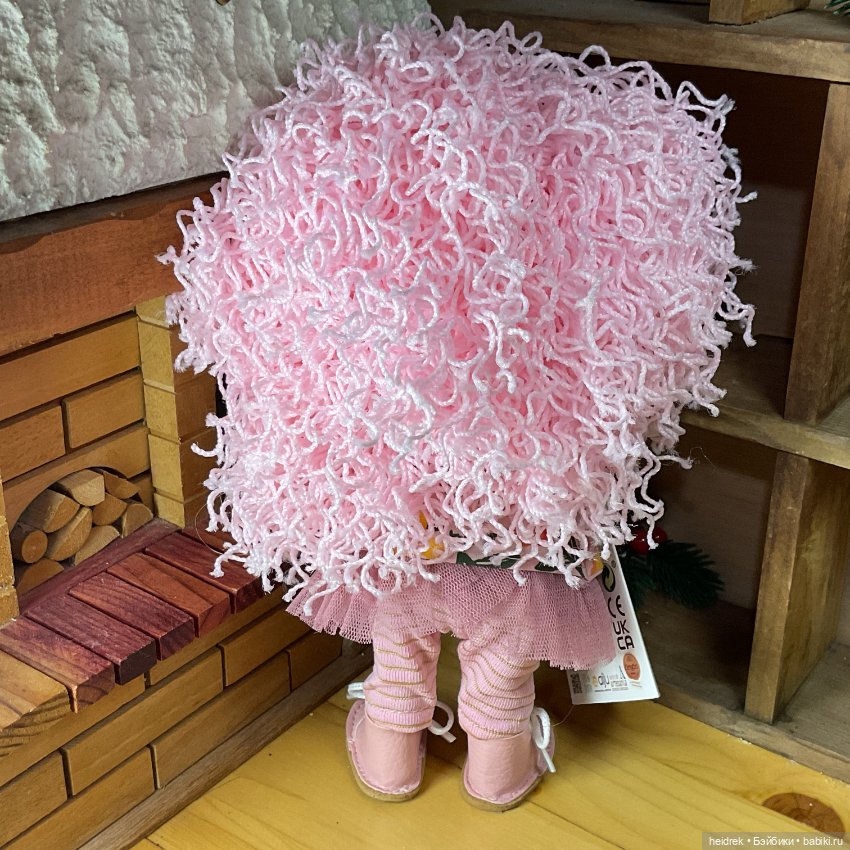 Кукла Little Pippa 23: Маленькая Пиппа с розовыми шерстяными волосами (фото 7)