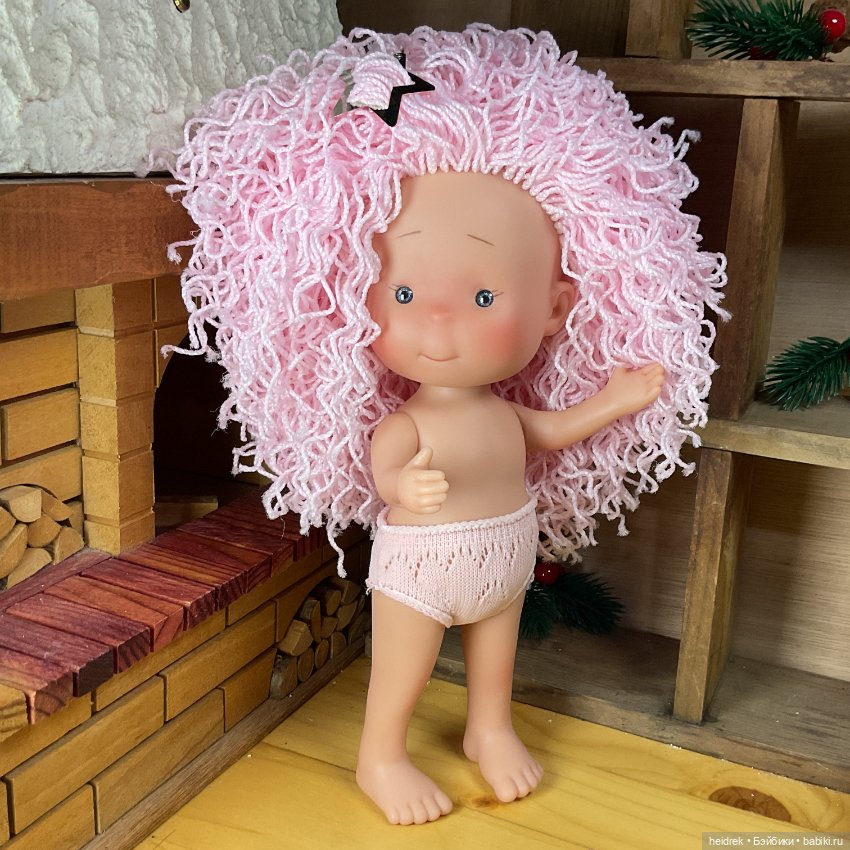 Кукла Little Pippa 23: Маленькая Пиппа с розовыми шерстяными волосами (фото 10)