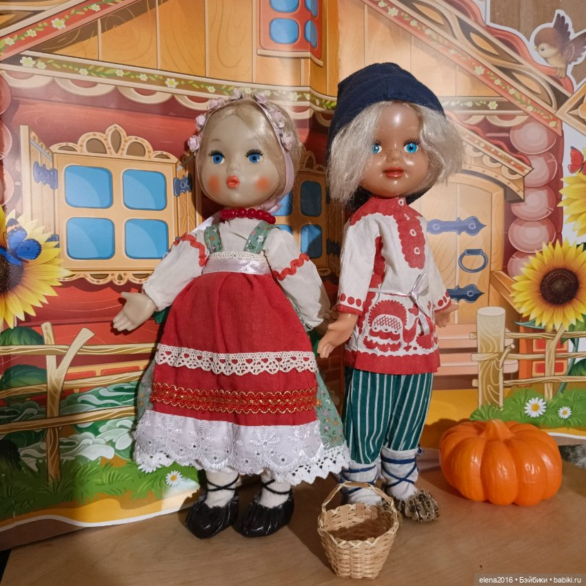 Куклы моего детства — Коллекции игровых кукол (Playline): фото полок (фото 3)