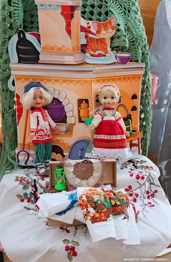 Куклы моего детства — Коллекции игровых кукол (Playline): фото полок (фото 7)