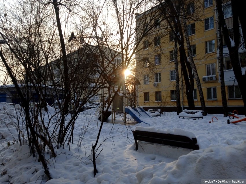 Catrinas Underworld Пинки в зимней Москве (фото 2)