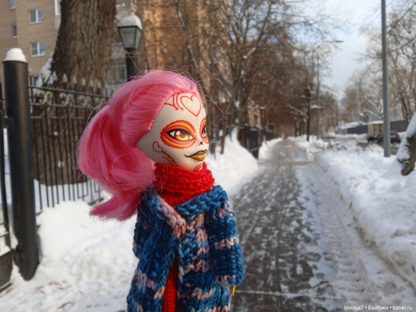 Catrinas Underworld Пинки в зимней Москве