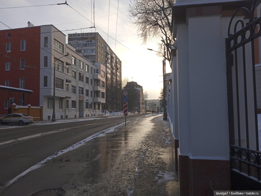 Catrinas Underworld Пинки в зимней Москве (фото 3)