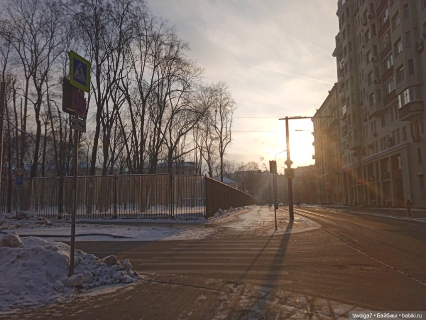 Catrinas Underworld Пинки в зимней Москве (фото 7)