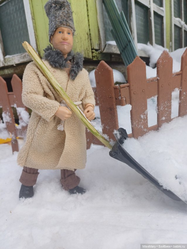 Как Харитонович снег чистил (фото 5)