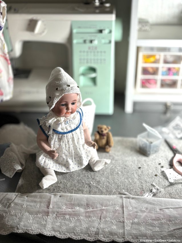 Шью платье и накидку на антикварную куклу (фото 6)