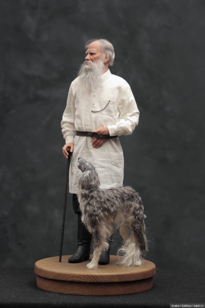 Живой классик: портретная кукла Льва Толстого работы Елены Халфун