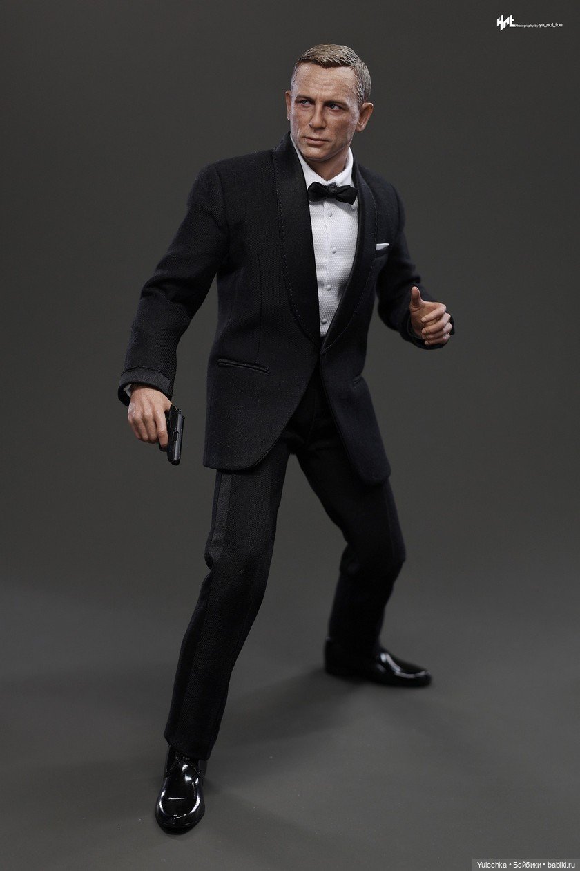 Джеймс Бонд - Hot Toys — Коллекционные фигурки Hot Toys (Хот Тойс) 1:6: фото (фото 10)