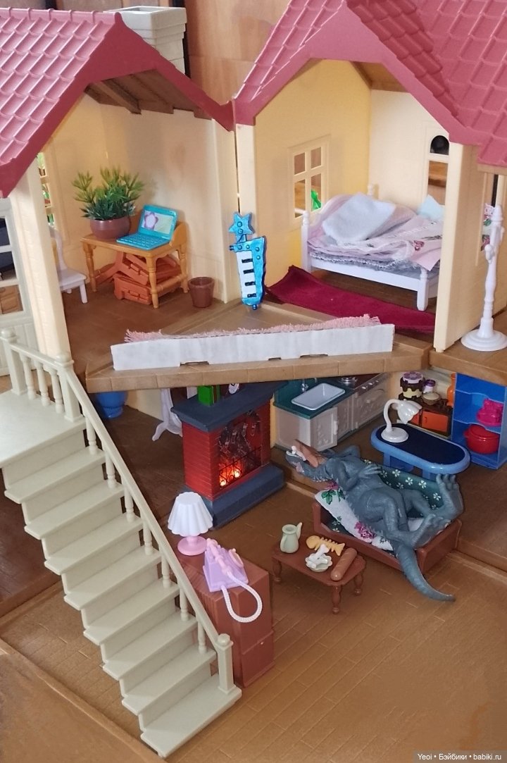 Динозавры в доме Сильвани Фемили) (фото 6)