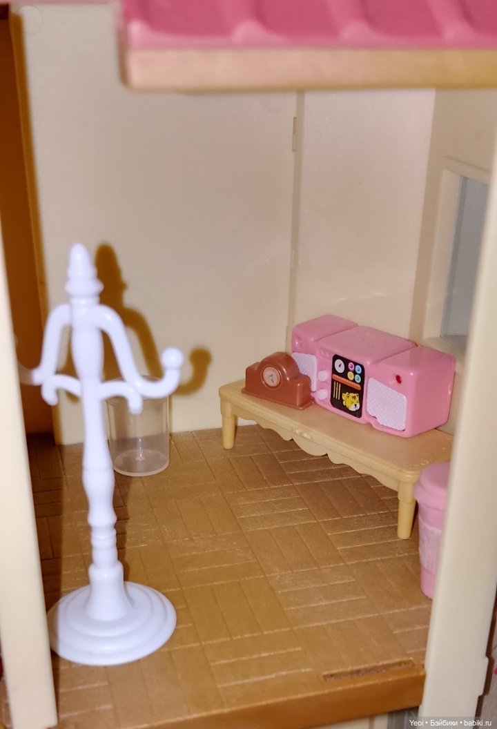 Динозавры в доме Сильвани Фемили) (фото 10)