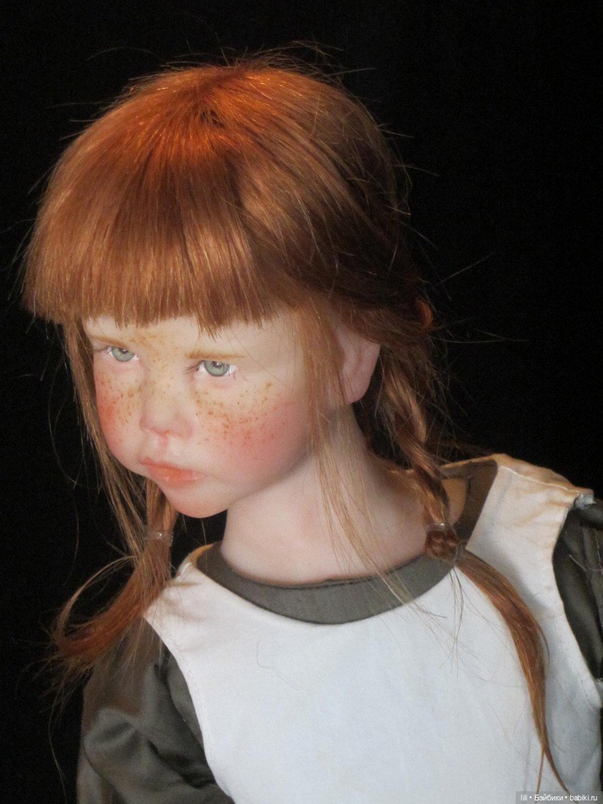 Зеркало души в церните: магический реализм кукол Лауры Скаттолини