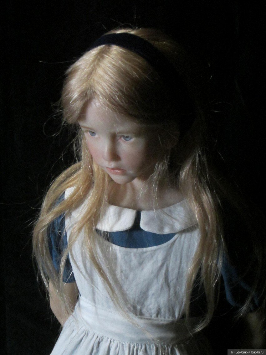 Зеркало души в церните: магический реализм кукол Лауры Скаттолини