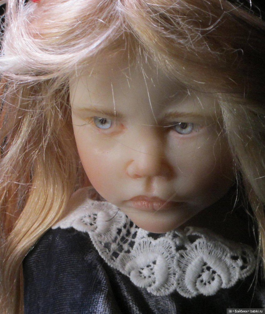 Зеркало души в церните: магический реализм кукол Лауры Скаттолини