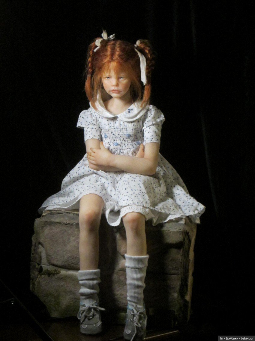 Зеркало души в церните: магический реализм кукол Лауры Скаттолини