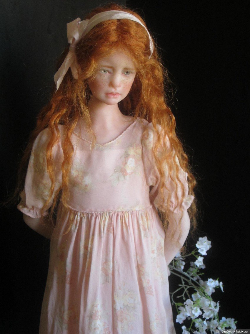 Зеркало души в церните: магический реализм кукол Лауры Скаттолини