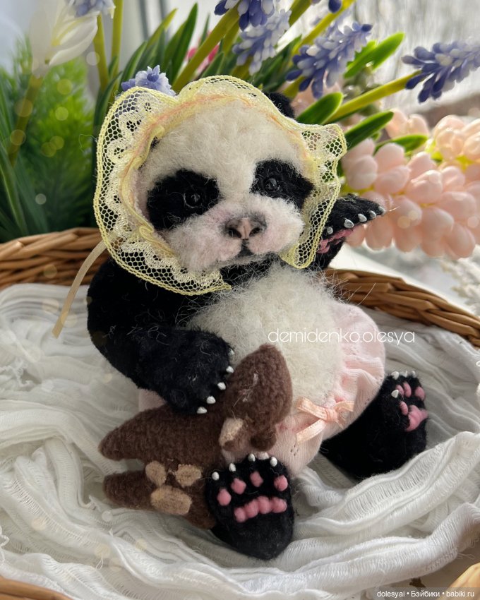 Маленькая панда Марфа 🐼🌸 — Игрушки в смешанной технике (мех и глина): Арт (фото 3)