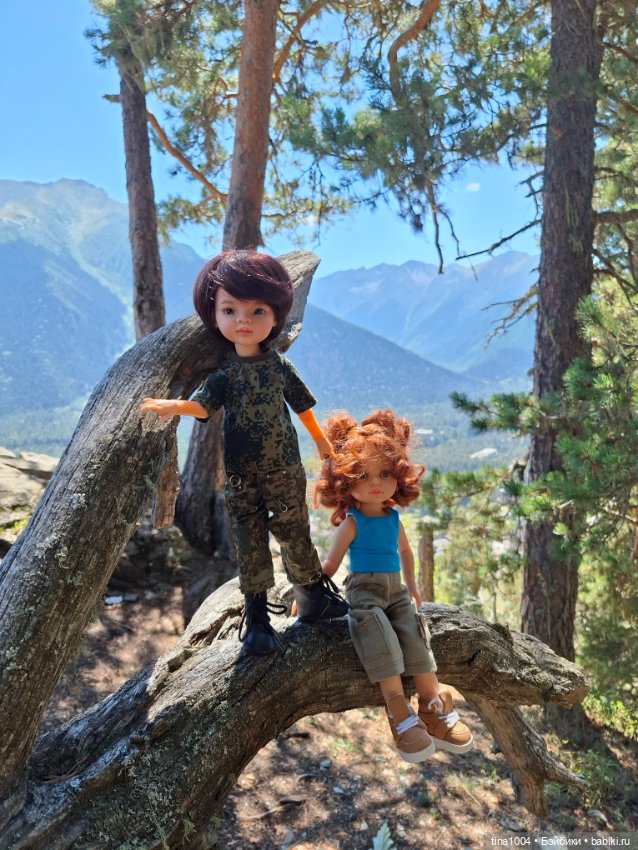 14 февраля — Коллекции игровых кукол (Playline): фото полок (фото 3)