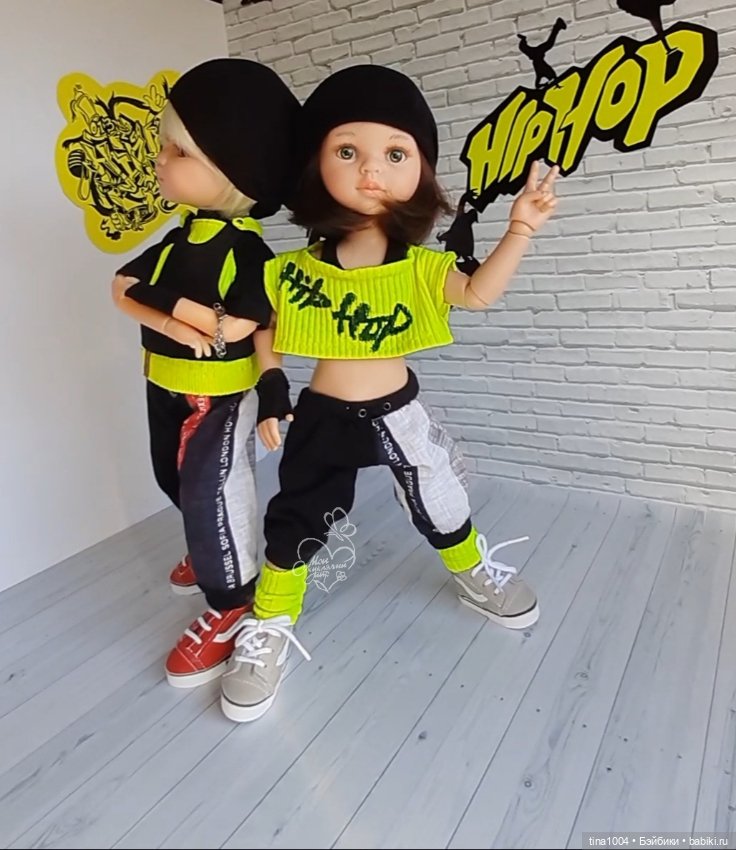 14 февраля — Коллекции игровых кукол (Playline): фото полок (фото 8)