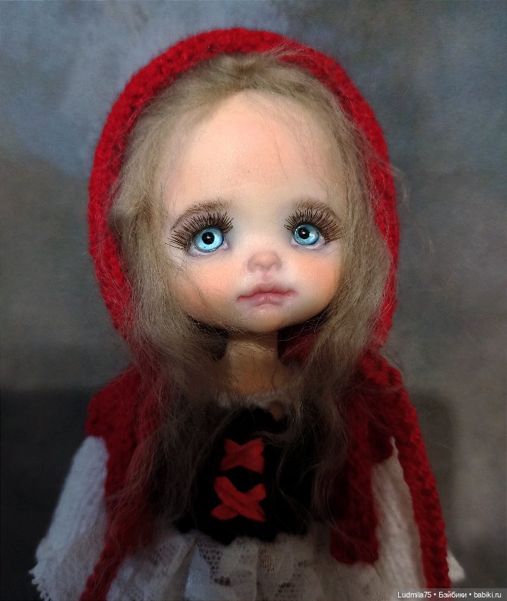 Ещё одна маленькая Красная Шапочка